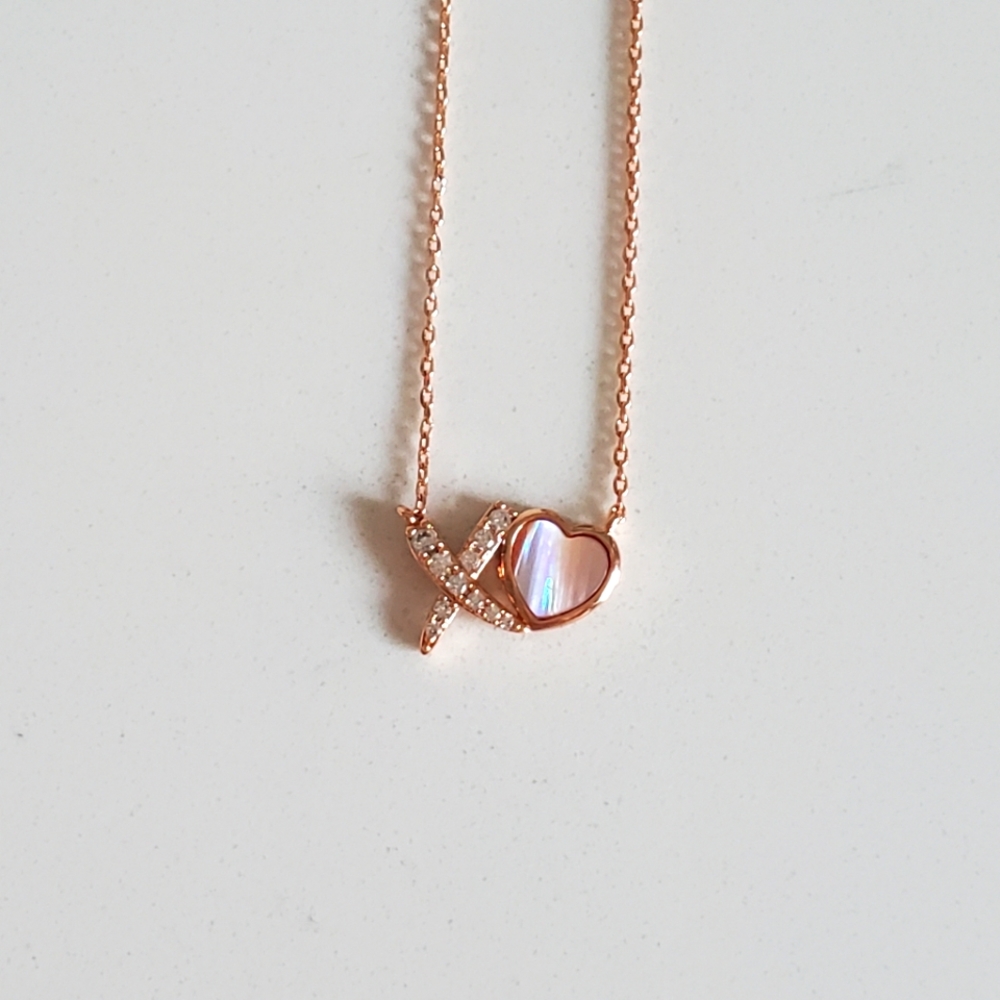 🌟 Charmed Aroma XO Necklace 🌟